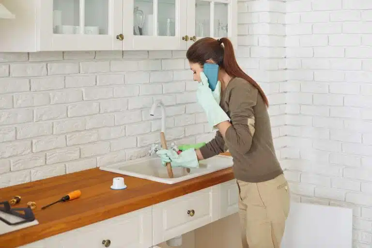 comment deboucher une canalisation avec les bons produits 1